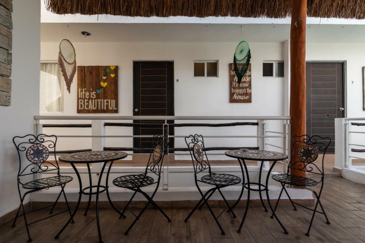Aparthotel Casa Isza Playa del Carmen Esterno foto